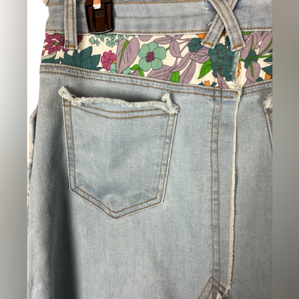 Denim Maxi Skirt with floral detail - Picture 5 of 5
